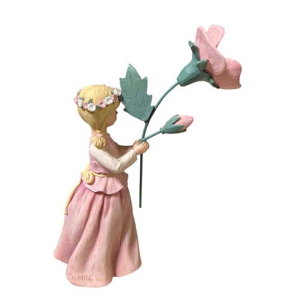 Wildflower Angel -Wild Roses for Happiness Figurine - Picture 5 of 12